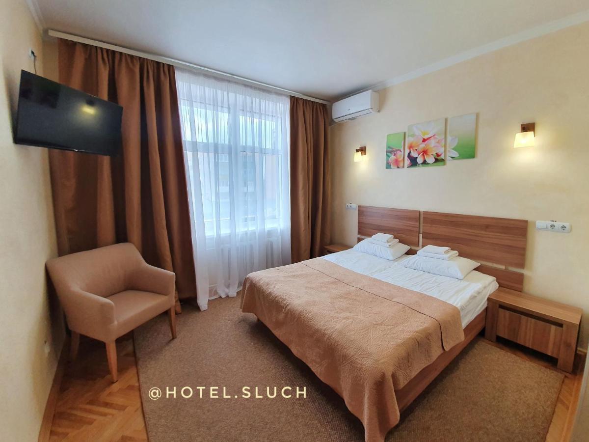 Hotel Sluch Starokostyantyniv Exterior foto