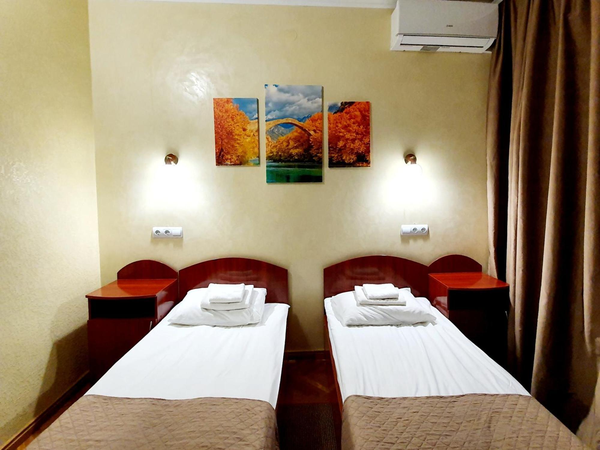 Hotel Sluch Starokostyantyniv Cameră foto