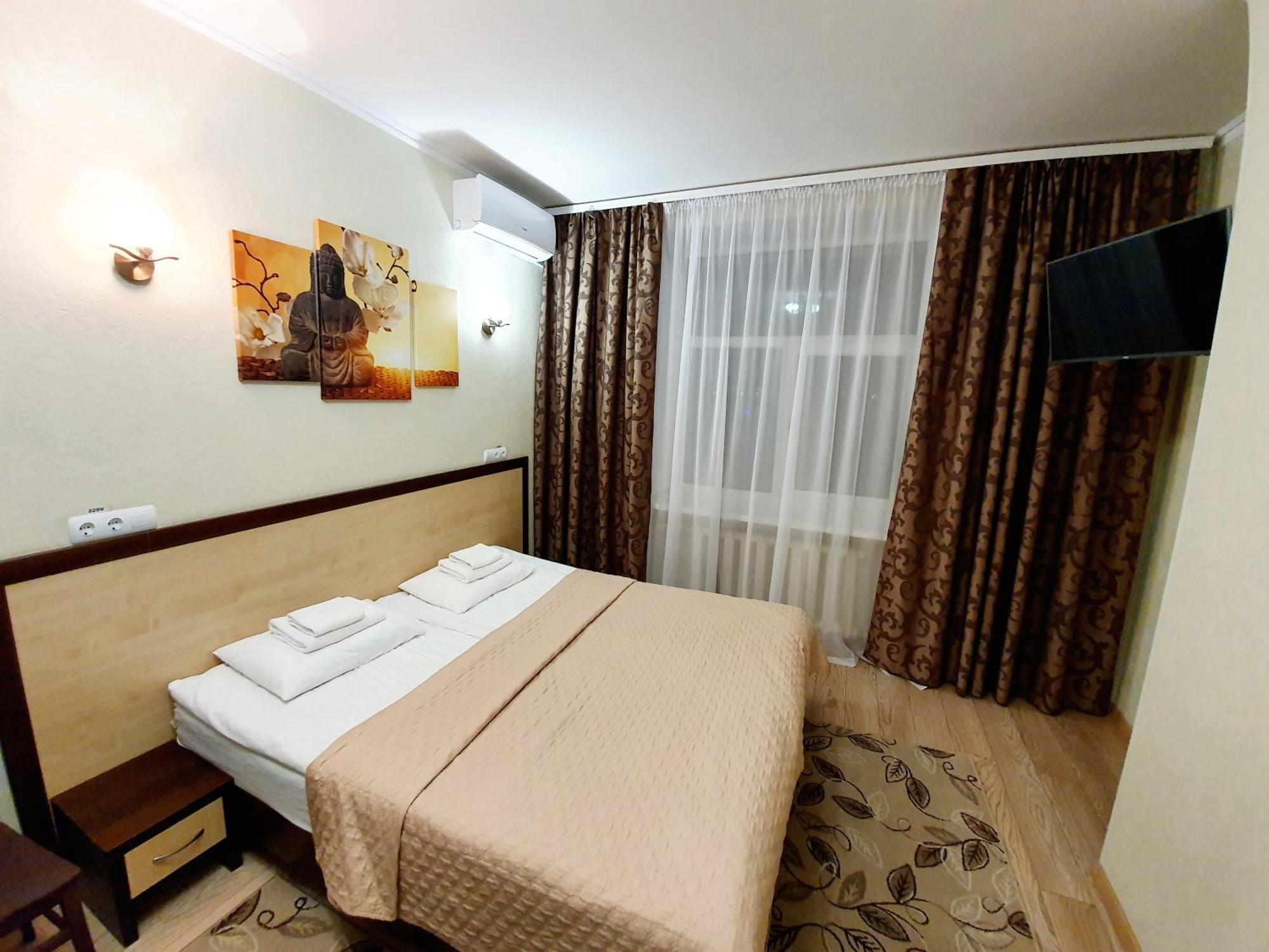 Hotel Sluch Starokostyantyniv Cameră foto